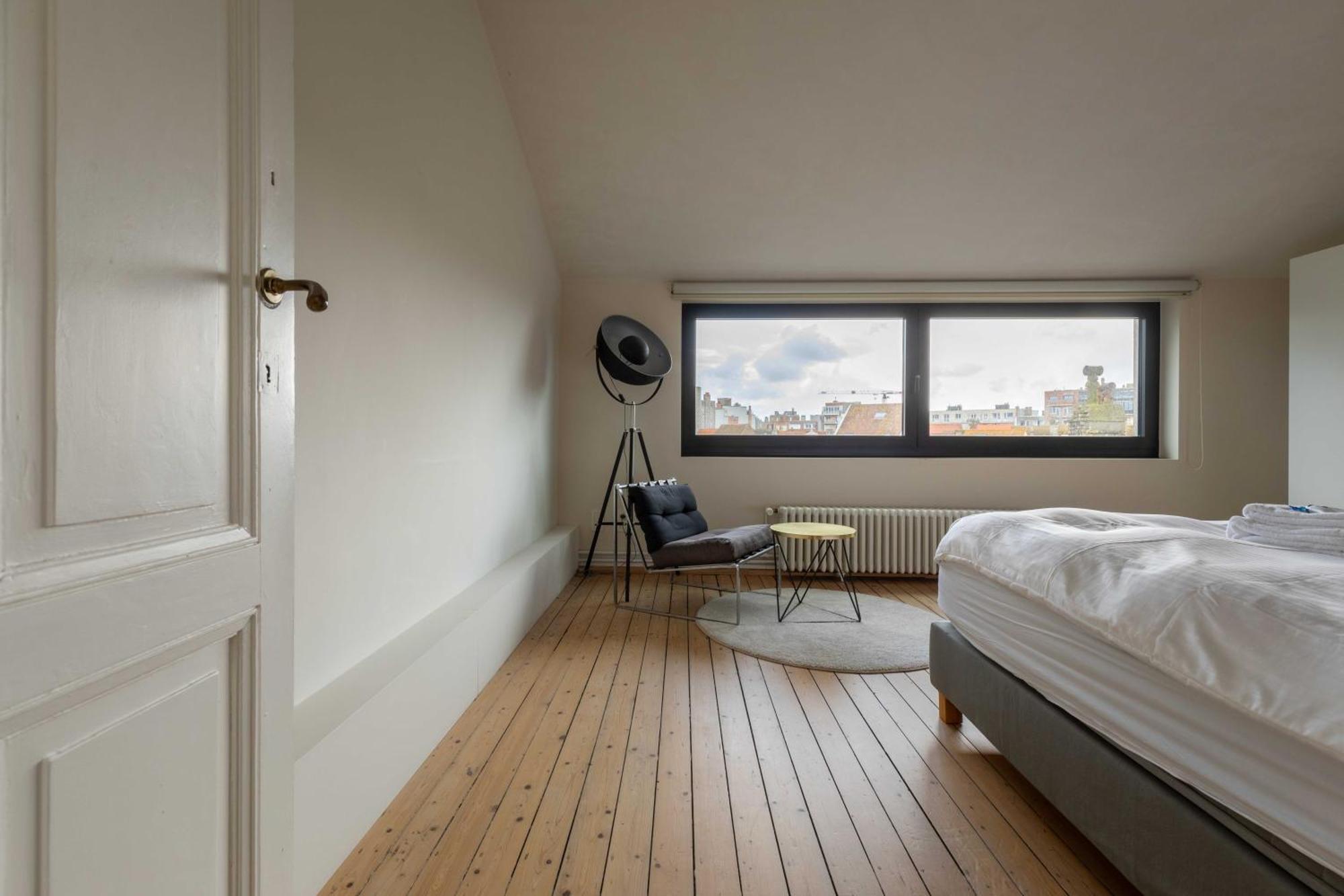 Spacious Belle Epoque House With Free Parking Ostend Exterior photo